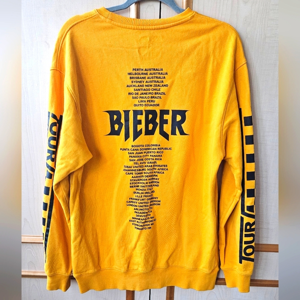 Retro Justin Bieber Purpouse Stadium Tour Logo Yellow Sweatshirt